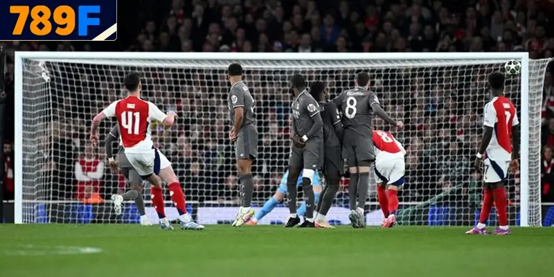 Câu lạc bộ bóng đá Arsenal - đội bóng sở hữu nhiều danh hiệu ấn tượng