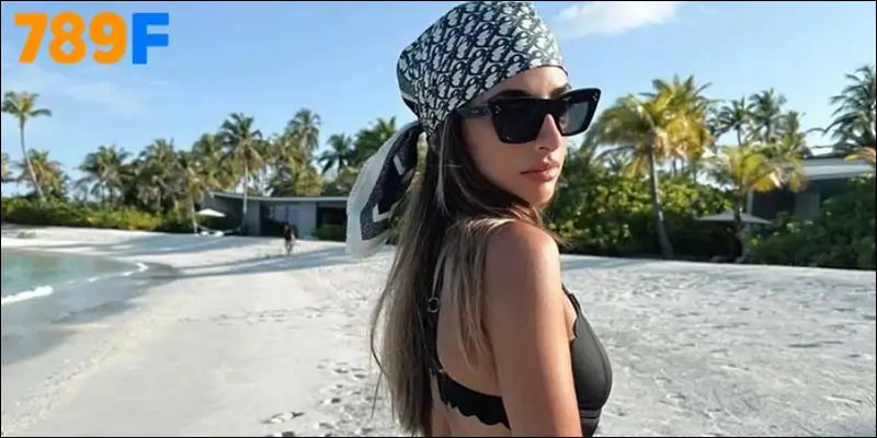 Bạn gái Donnarumma thường xuyên chia sẻ những khoảnh khắc nóng bỏng