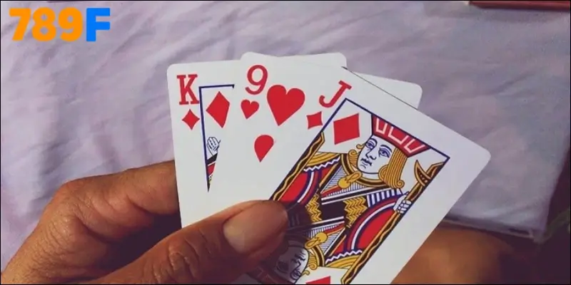 Câu hỏi “Tại sao đánh liêng hay thua?” là nỗi trăn trở của nhiều game thủ