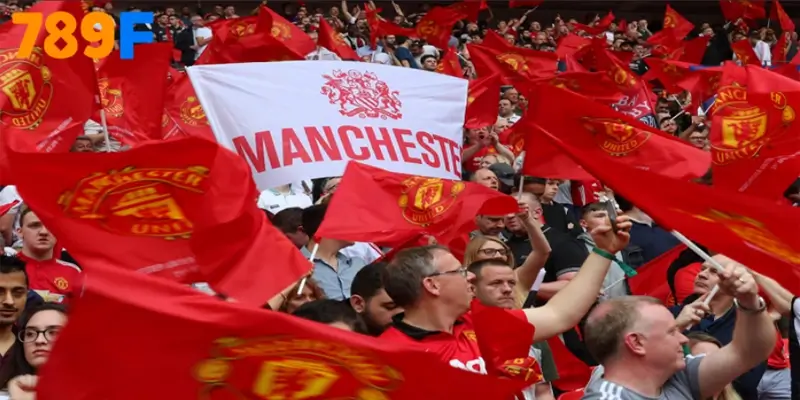 CLB Man Utd có hàng trăm triệu người hâm mộ trải dài khắp các châu lục