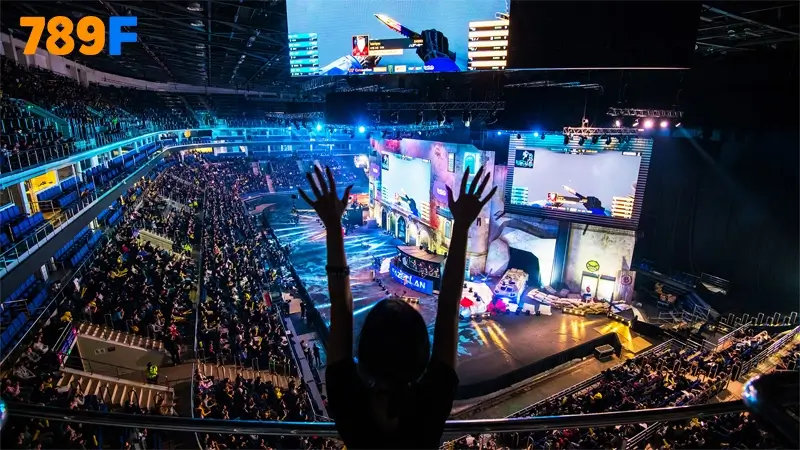 Giải đấu eSports luôn mang đến bầu không khí kịch tính