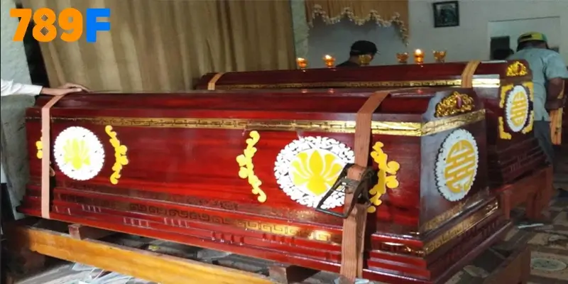 Nằm Mơ Thấy 2 Quan Tài Đánh Số Gì?