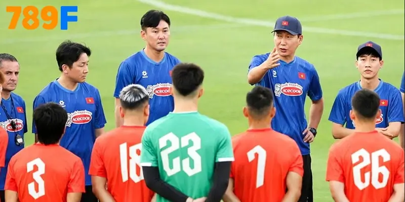 Cánh trái tuyển Việt Nam: cú lột xác khiến đối thủ sốc