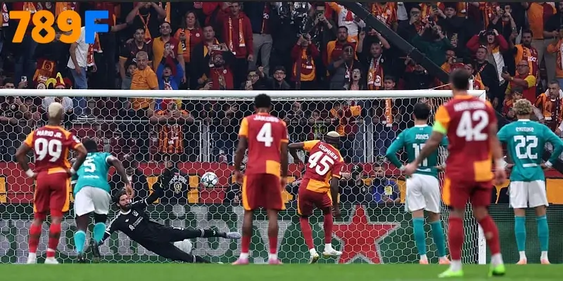 Liverpool thua Galatasaray: Cú sốc đêm Istanbul