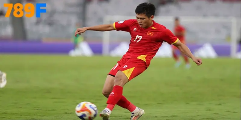Phi Hoàng – nhân tố được kỳ vọng nâng tầm cánh trái tuyển Việt Nam