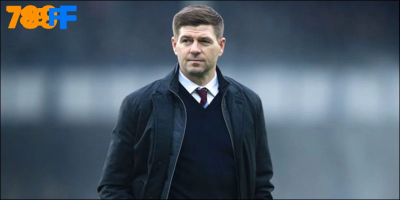 Steven Gerrard được xem là ứng viên hàng đầu trở lại dẫn dắt Rangers sau khi Russell Martin bị sa thải