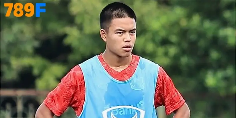 Trần Thành Trung – cầu thủ Việt kiều mới chỉ ra sân vài phút ở V.League nhưng vẫn được gọi lên Trần Thành Trung – cầu thủ Việt kiều mới chỉ ra sân vài phút ở V.League nhưng vẫn được gọi lên